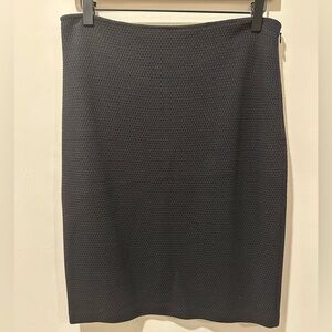 St. John Black Textured Pencil Skirt